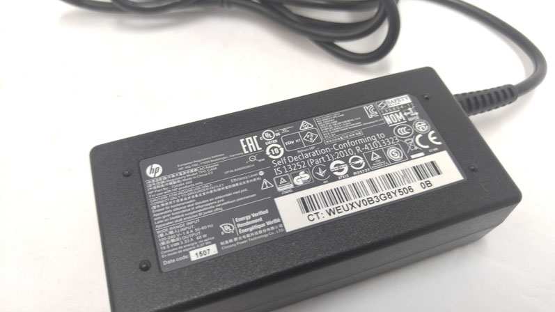 Hp 65w Laptop AC Adapter - 724264-002 - Click Image to Close