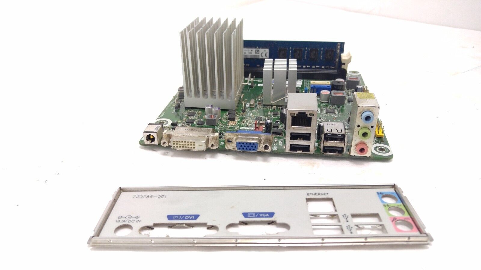 HP 110 Series Desktop Motherboard AMD - APXD1-DM 714252-001 - Click Image to Close