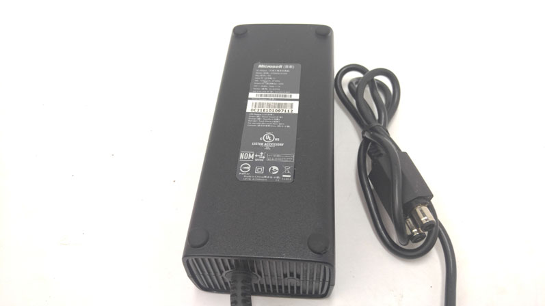 Microsoft Xbox 360 slim 135W AC Adapter - CPA09-010A - Click Image to Close