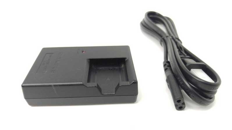 Olympus battery charger - LI-40C - Click Image to Close