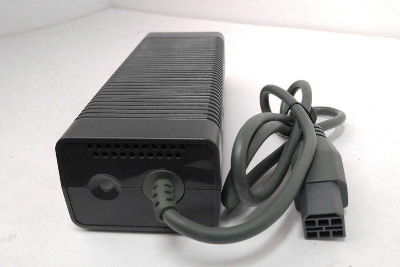 Microsoft Xbox 360 175W AC Adapter - PB-2171-02M1 - Click Image to Close