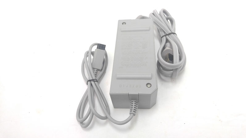 Nintendo Wii AC-Adapter - RVL-002(USA) - Click Image to Close