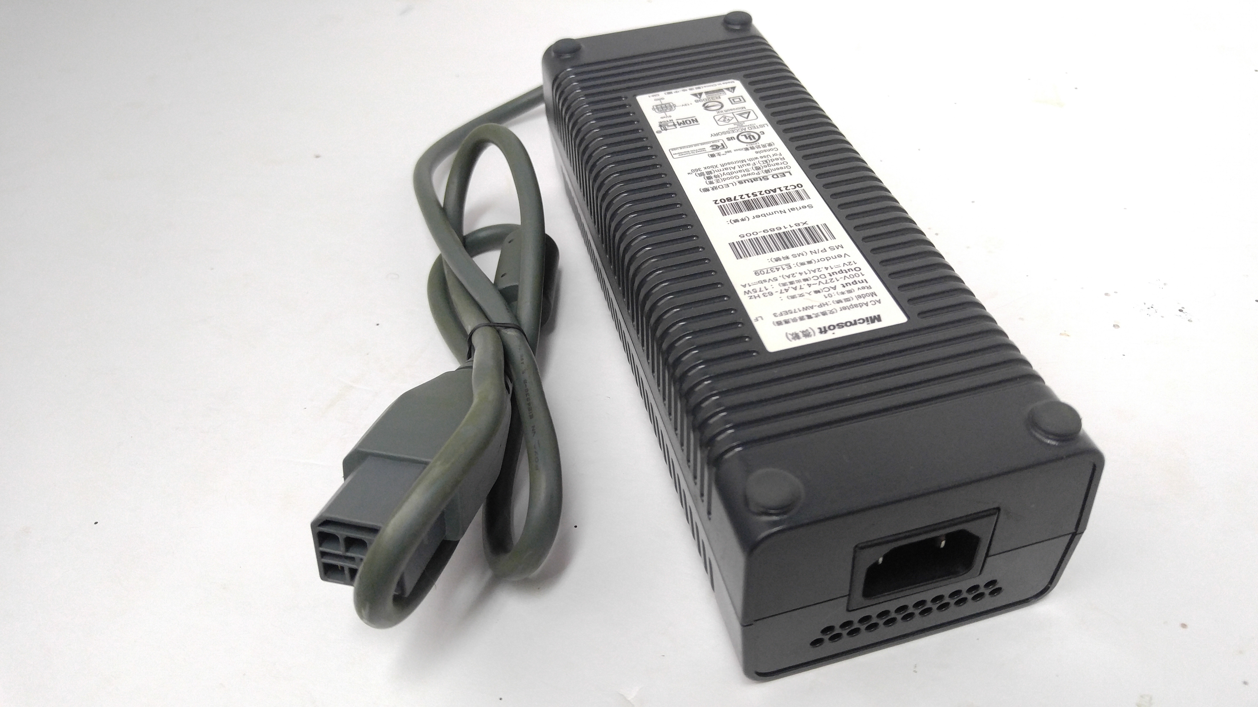 Microsoft Xbox 360 175W AC Adapter - HP-AW175EF3 - Click Image to Close
