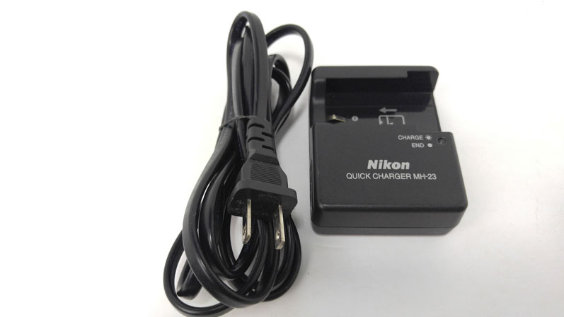 Nikon EN-EL9 Battery charger for D3000 - MH-23 - Click Image to Close