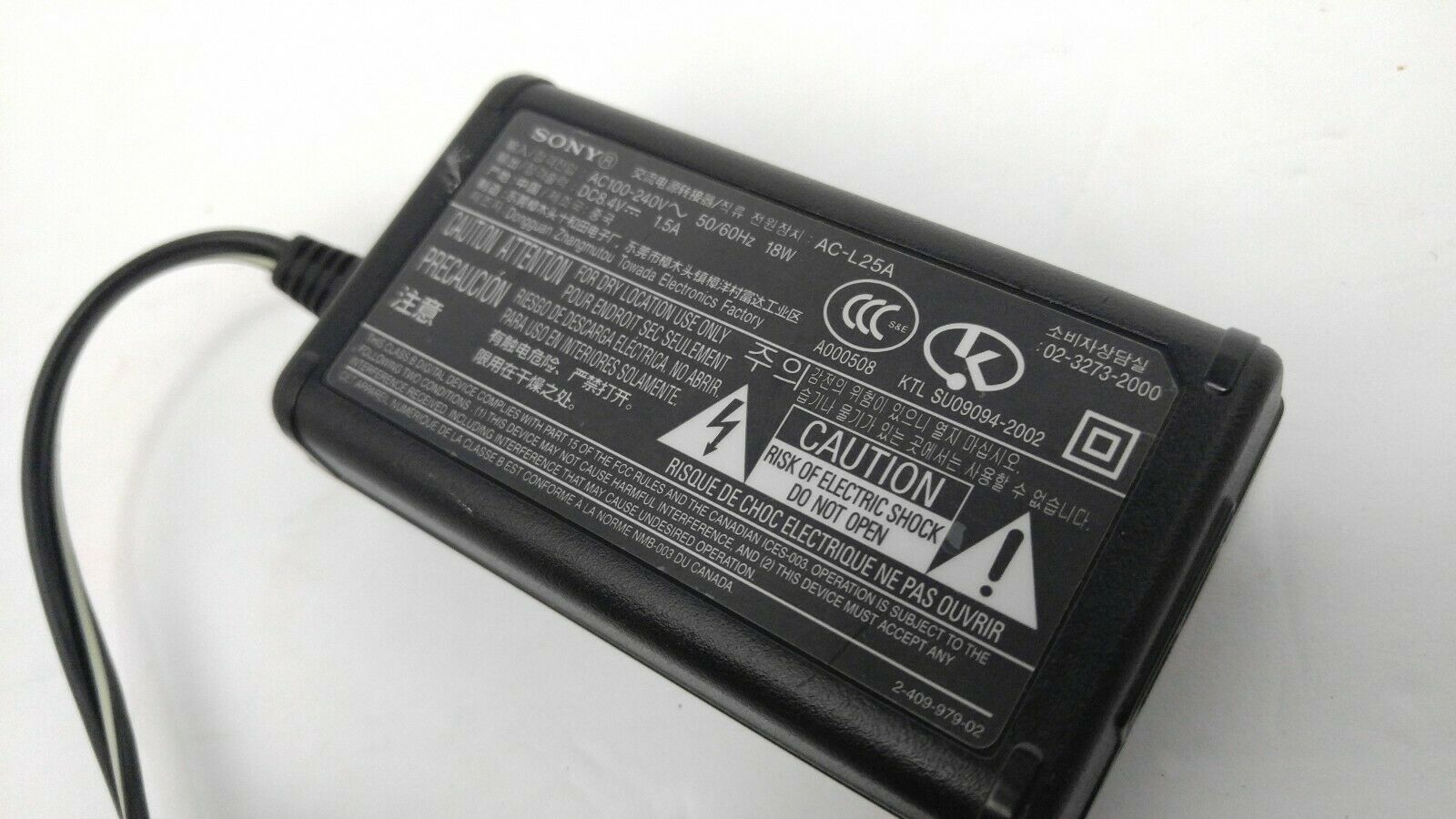 AC-L25A Sony AC Adapter for Handycam HDR-CX560 - Click Image to Close